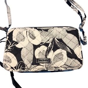 Vera Bradley Floral RFID All in One Crossbody‎ Purse Wallet Black White Quilted